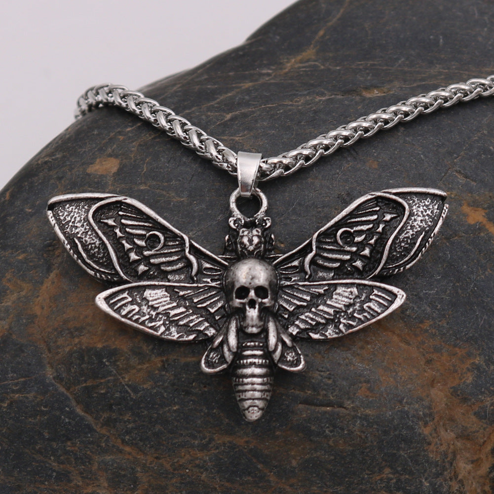 Men's Moth Pendant Alloy Necklace Popular Jewelry